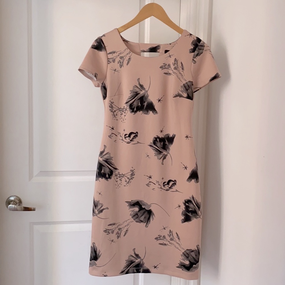 Thyme Maternité scuba pink dress